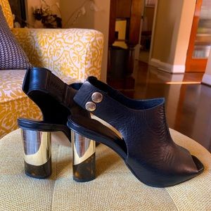 KURT GEIGER/ Black leather slingback peep toe dress sandals